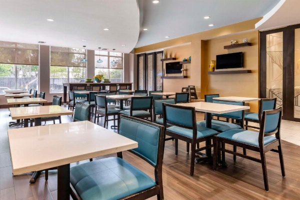 Comfort Suites Fort Lauderdale Airport South & Cruise Port image 19